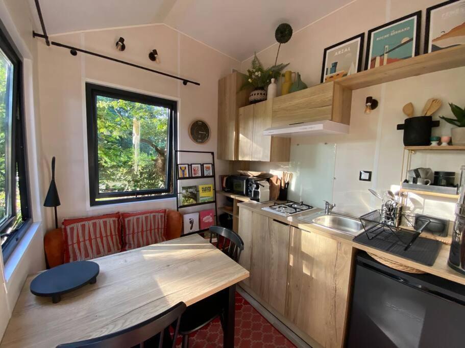 Tiny House Sur Terrain Boise A 10 Mn De La Mer Férel Kültér fotó